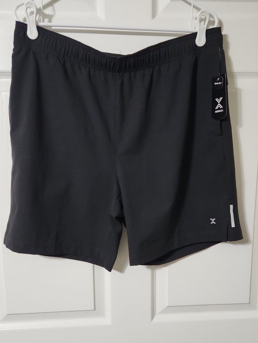 Xersion Men's Black Athletic Quick-Dry Shorts, Size L, NWT